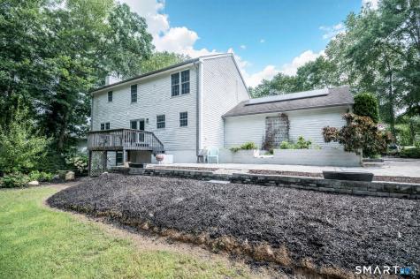 23 Mayo Avenue Montville CT 06370