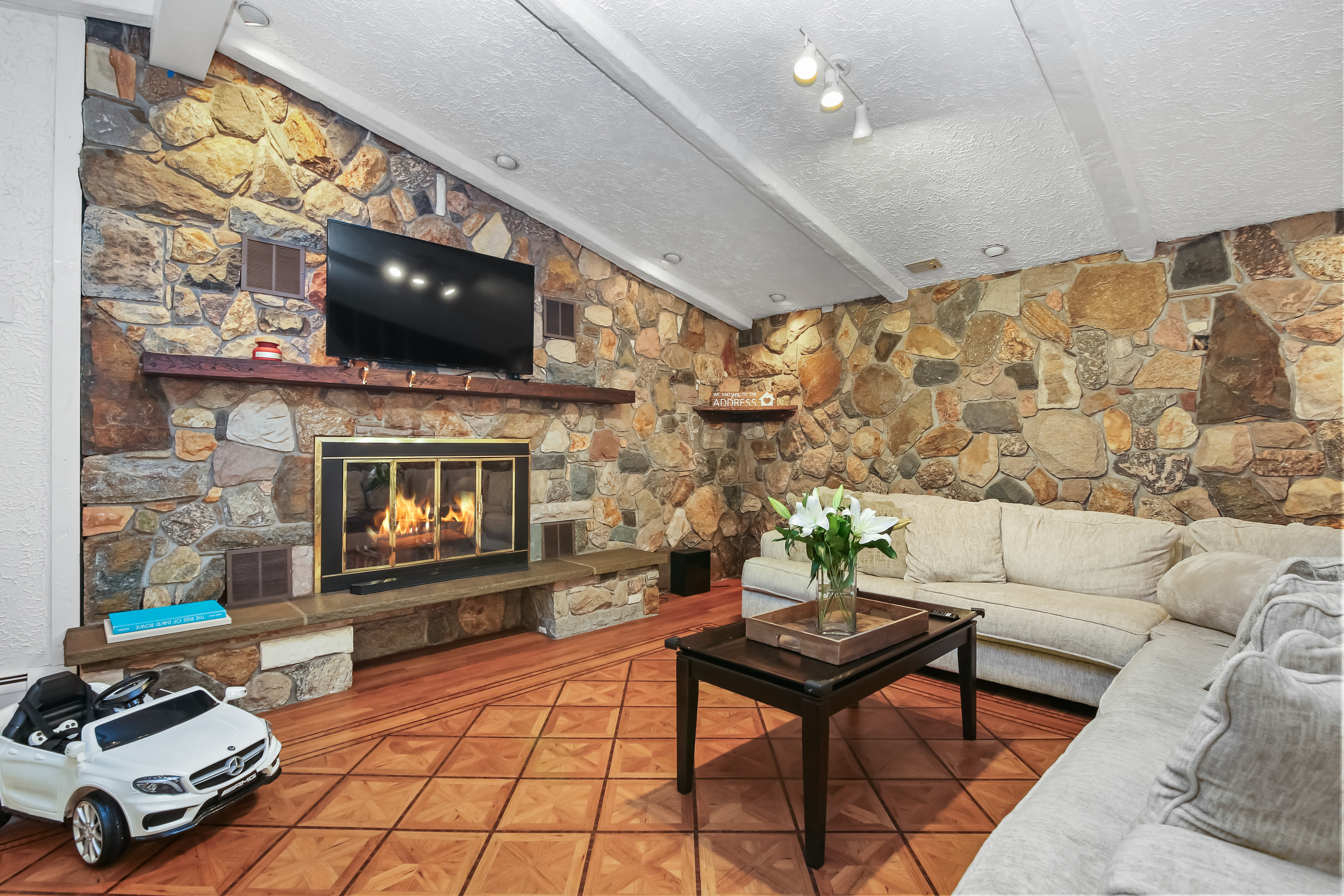 244 Strobel Road Trumbull CT 06611