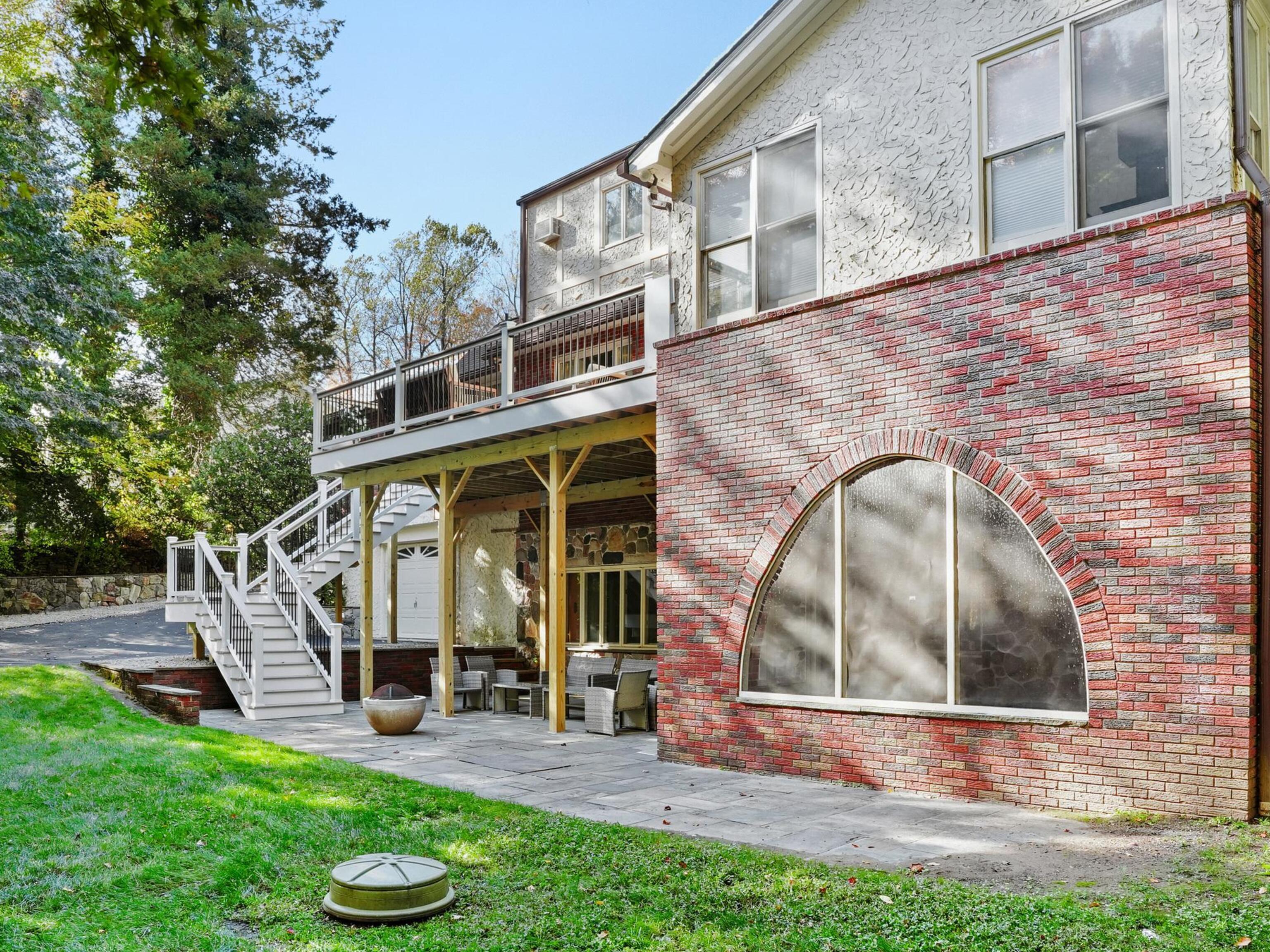244 Strobel Road Trumbull CT 06611