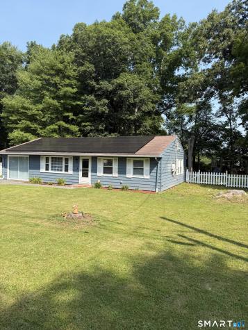 13 Pennywise Lane Ledyard CT 06339