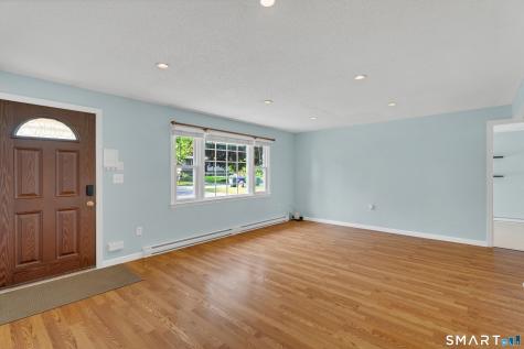 13 Pennywise Lane Ledyard CT 06339