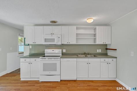 13 Pennywise Lane Ledyard CT 06339