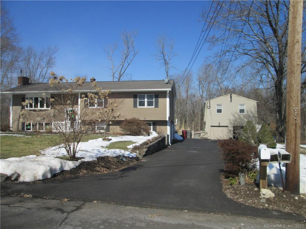 212 Wedgewood Drive Naugatuck CT 06770