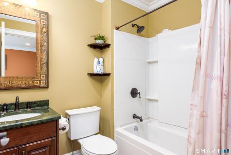 6 Congress Drive Cromwell CT 06416