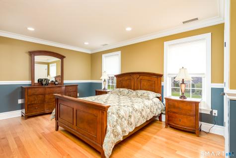 6 Congress Drive Cromwell CT 06416