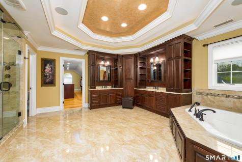6 Congress Drive Cromwell CT 06416