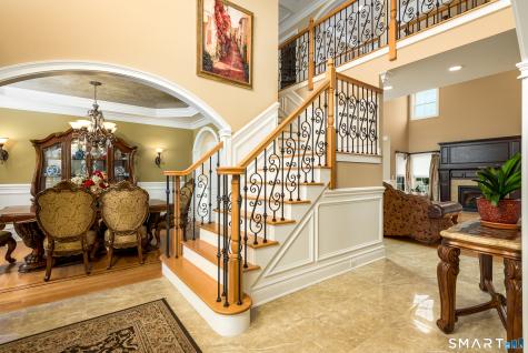 6 Congress Drive Cromwell CT 06416