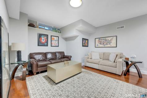 9 Benders Drive Greenwich CT 06831