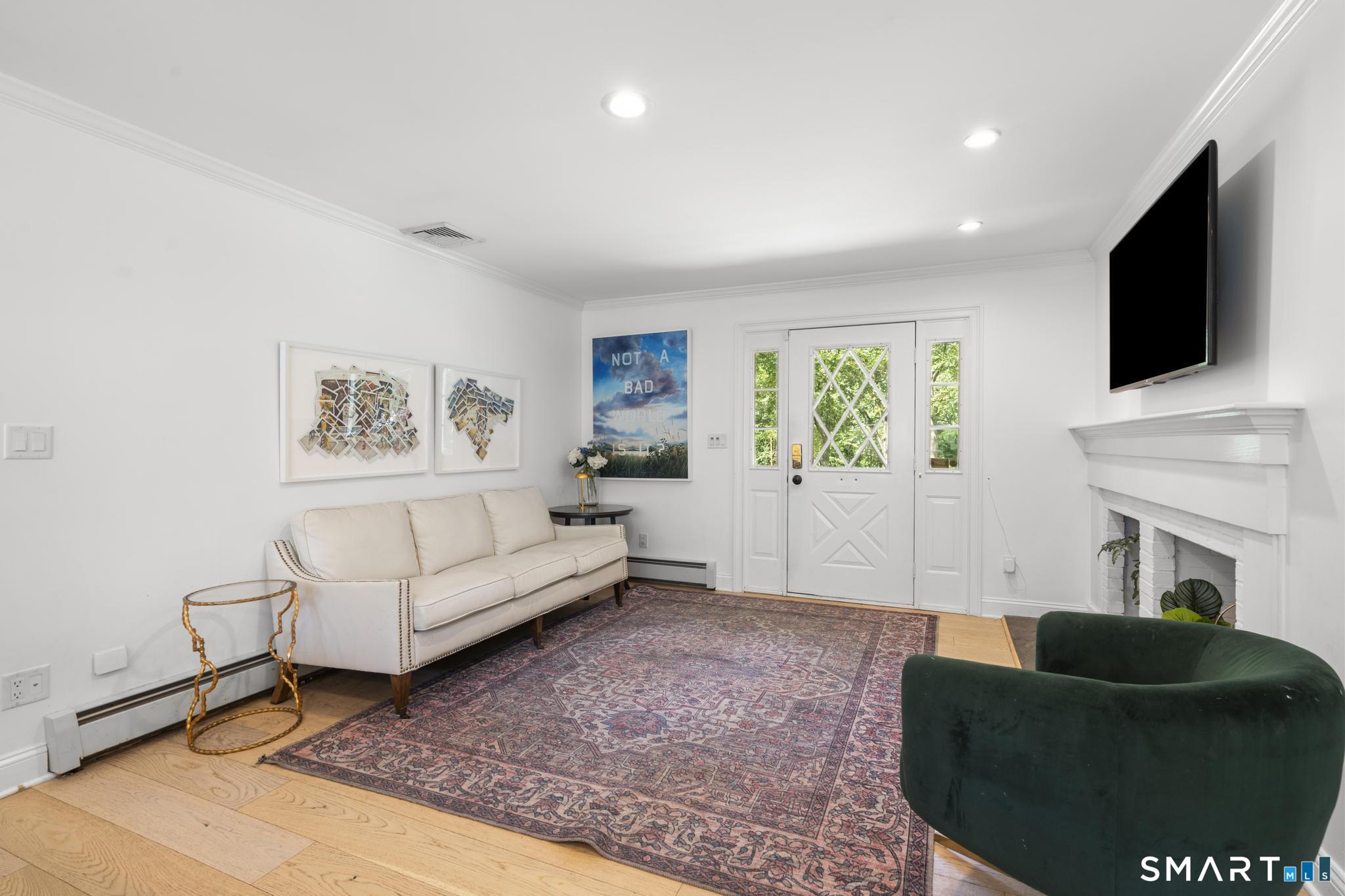 16 Burma Road Woodbridge CT 06525