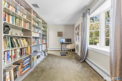 16 Burma Road Woodbridge CT 06525