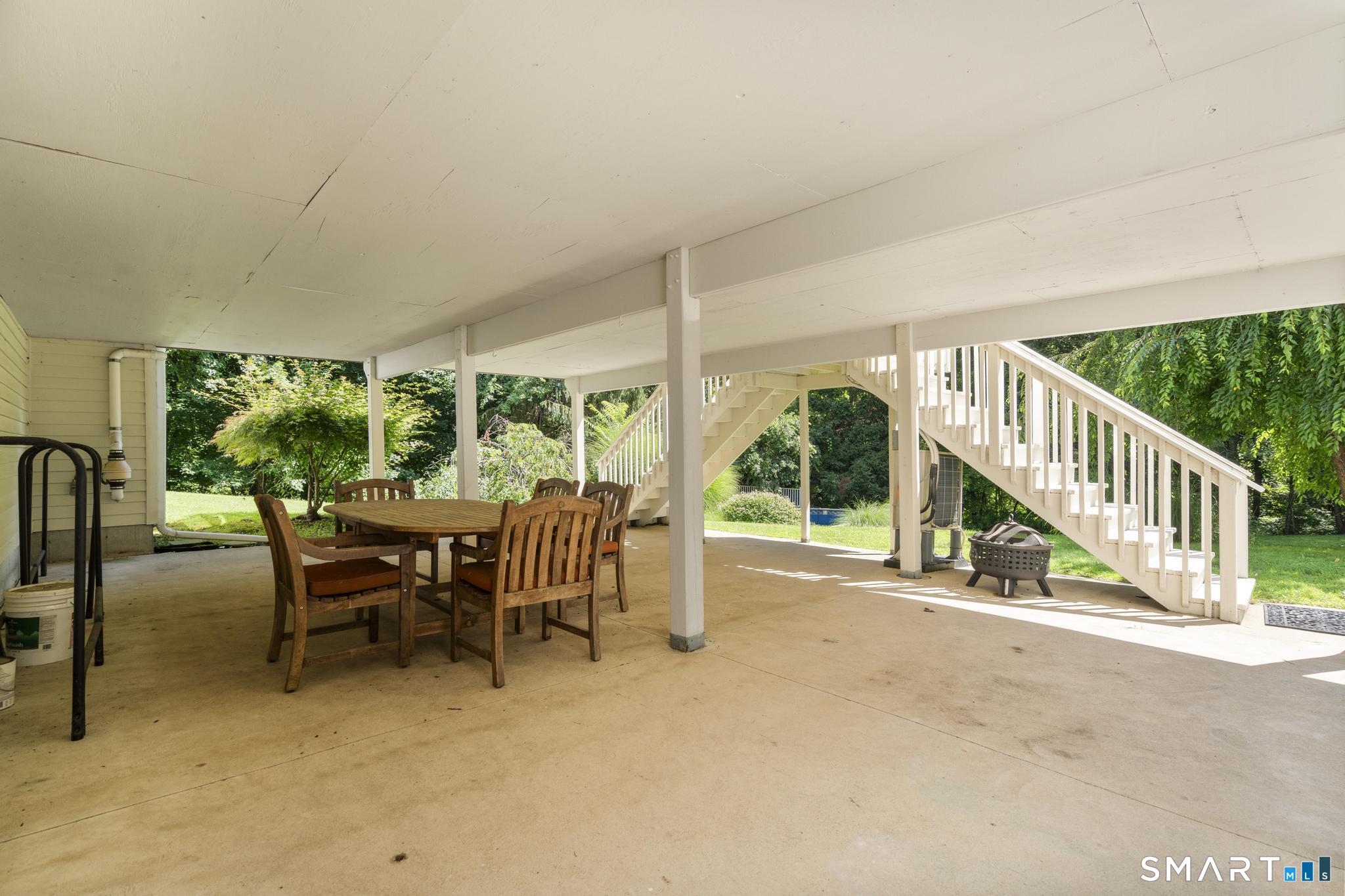 16 Burma Road Woodbridge CT 06525