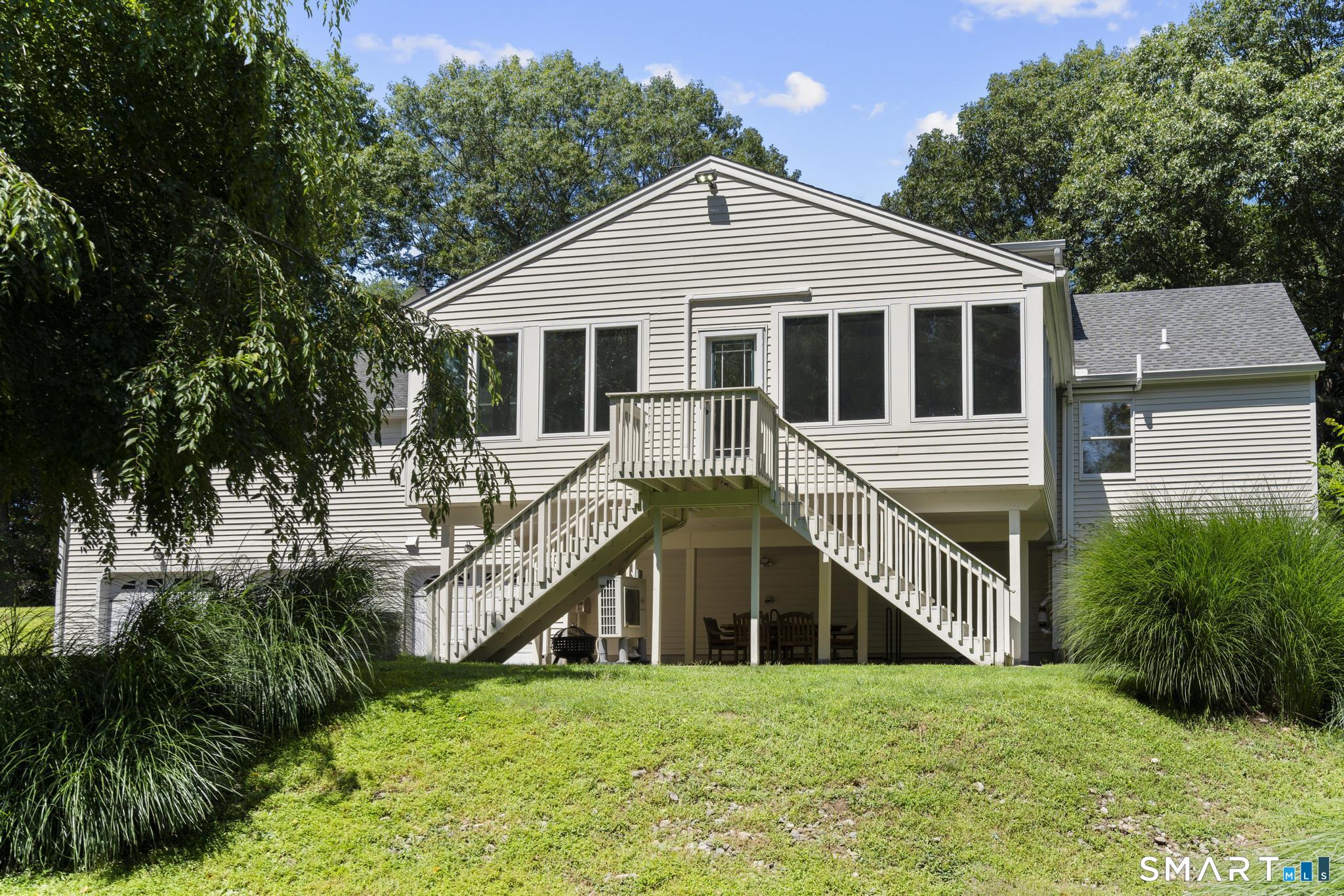 16 Burma Road Woodbridge CT 06525