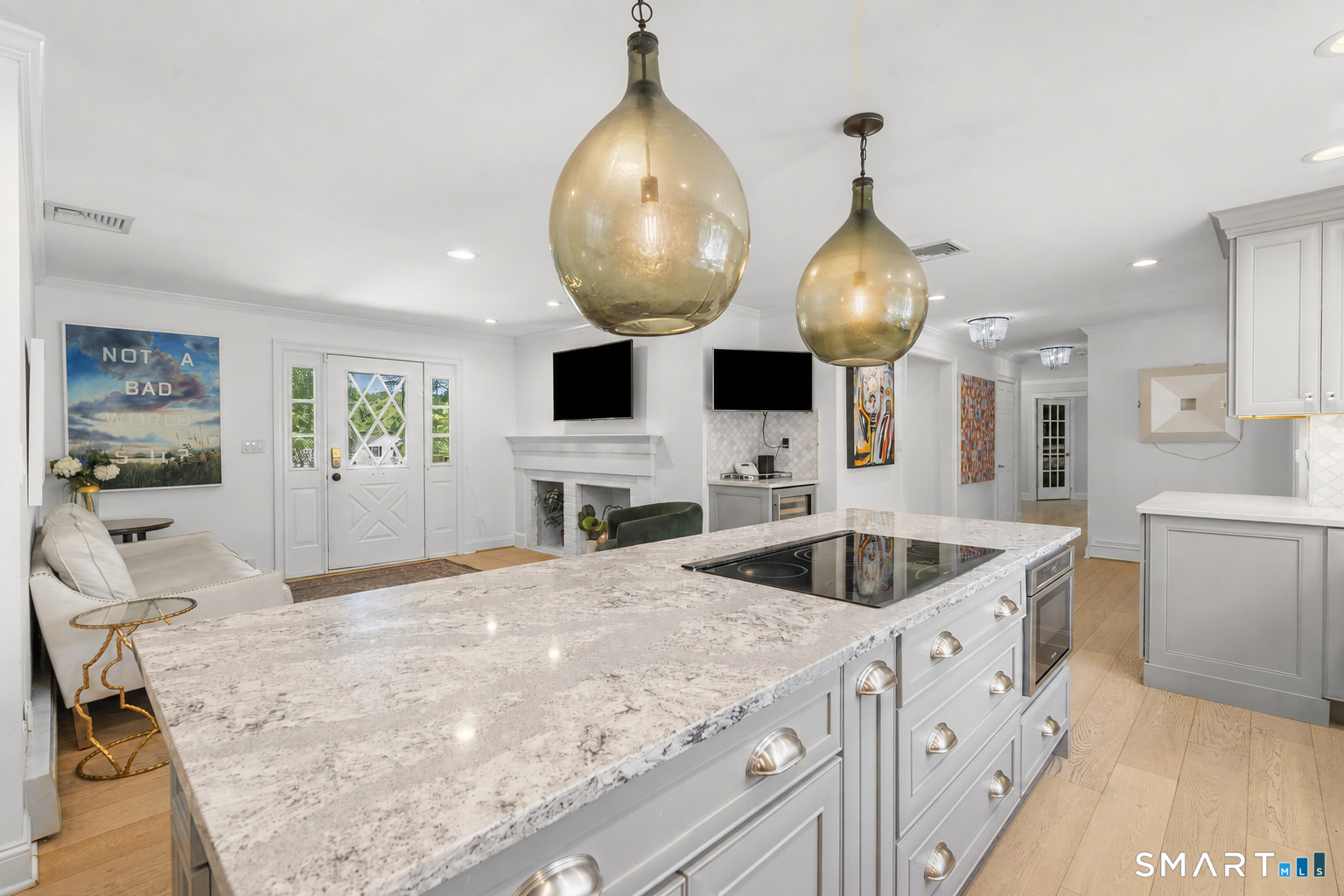 16 Burma Road Woodbridge CT 06525