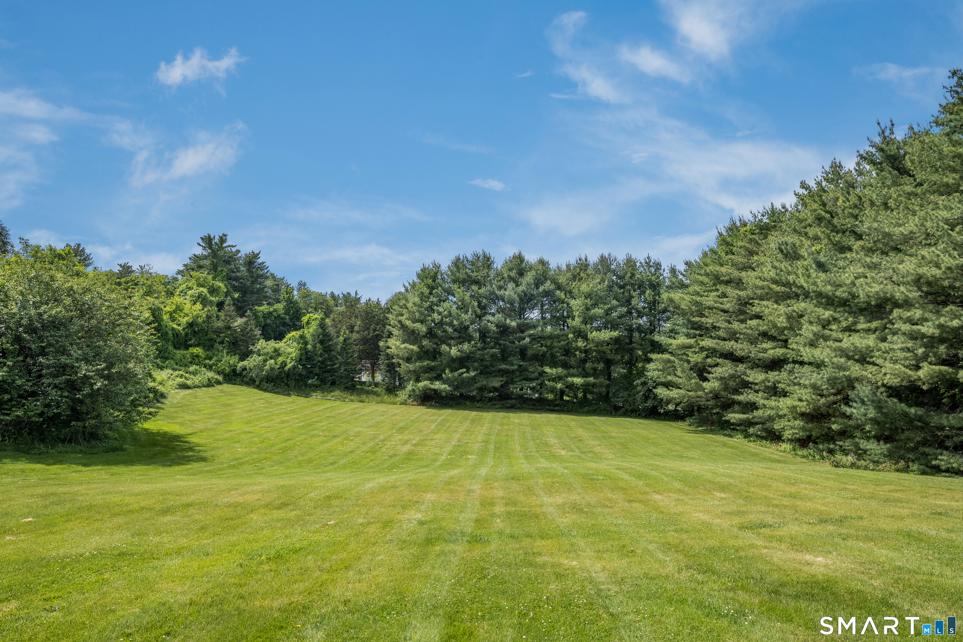 41 Ridgebury Road Avon CT 06001