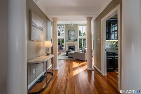 41 Ridgebury Road Avon CT 06001
