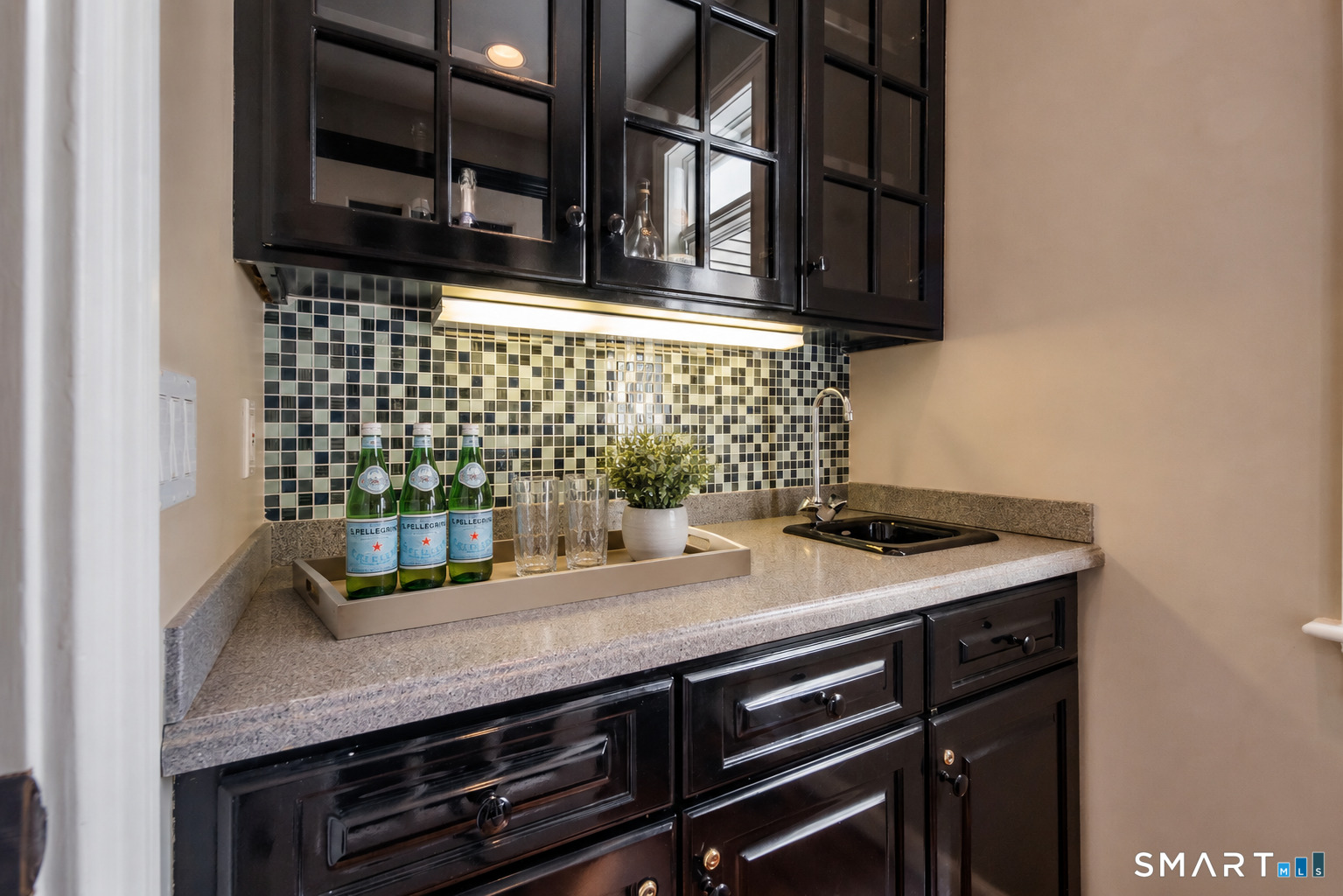 41 Ridgebury Road Avon CT 06001