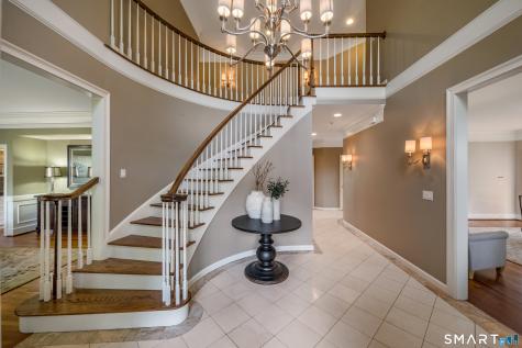 41 Ridgebury Road Avon CT 06001