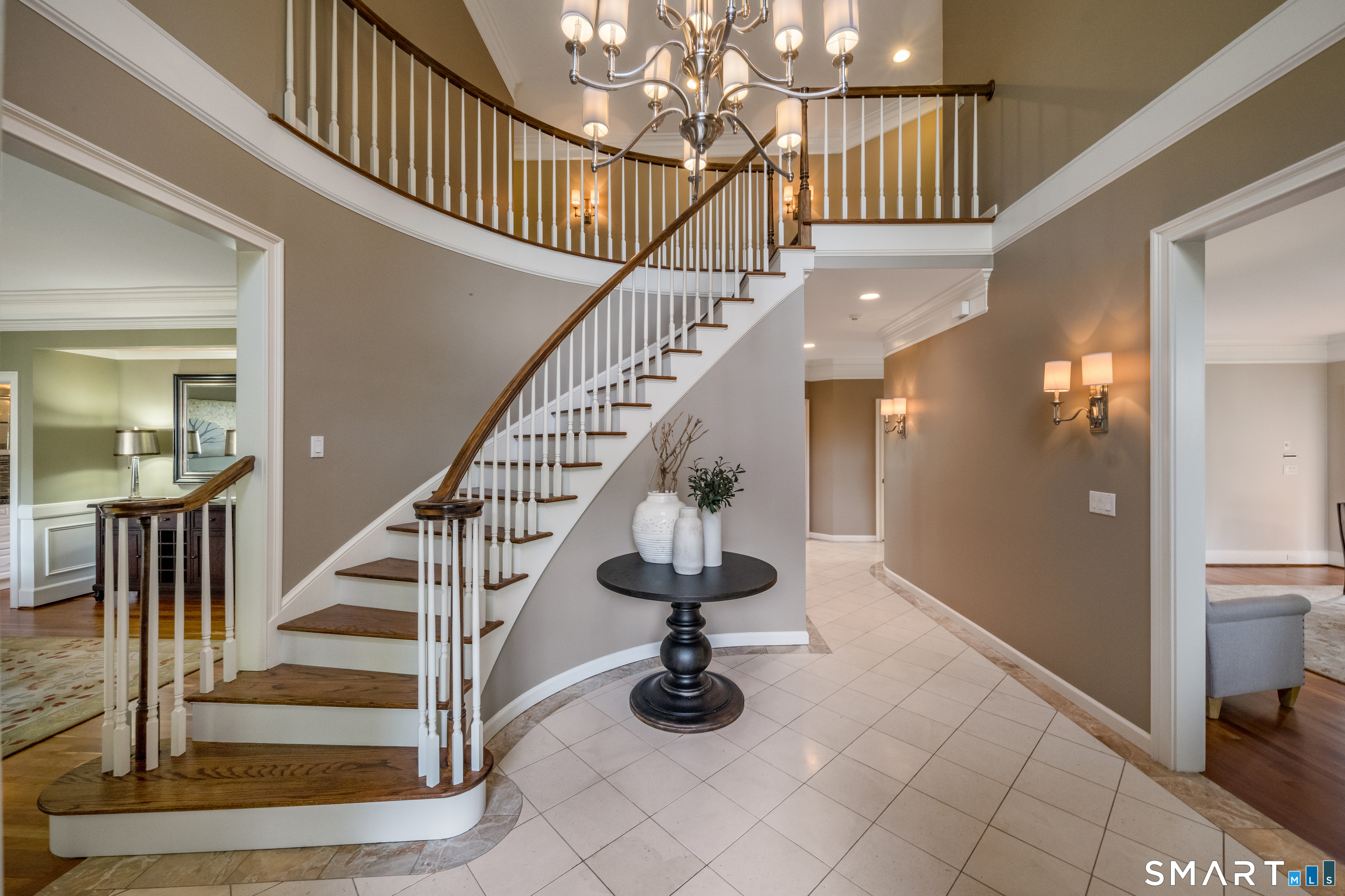 41 Ridgebury Road Avon CT 06001