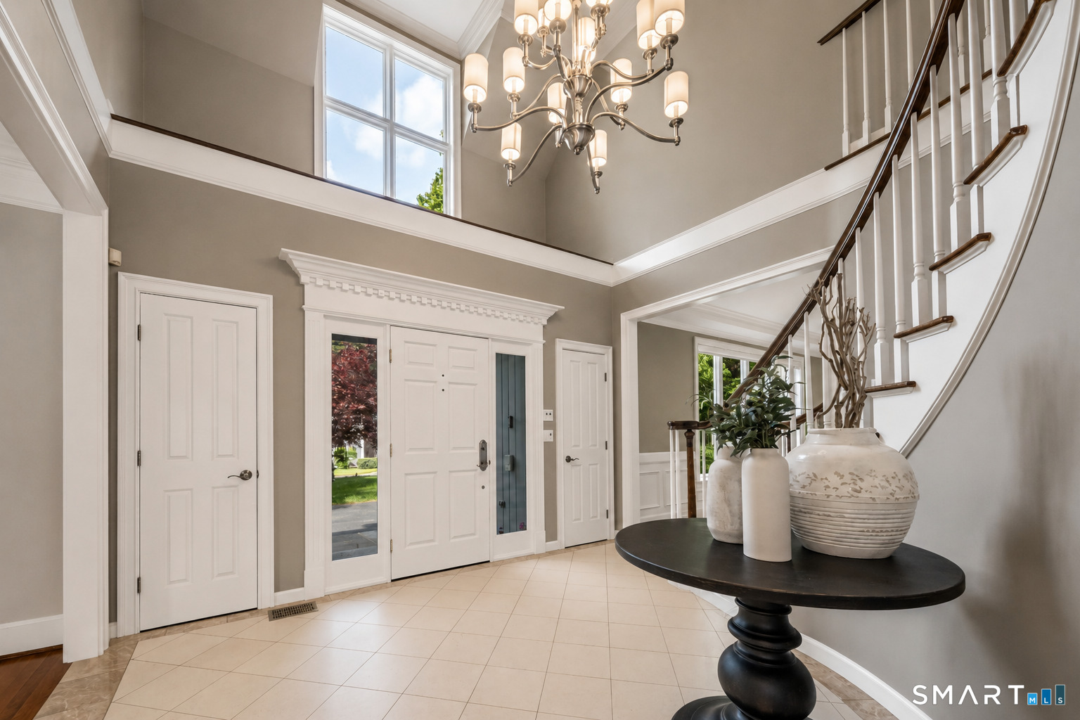 41 Ridgebury Road Avon CT 06001