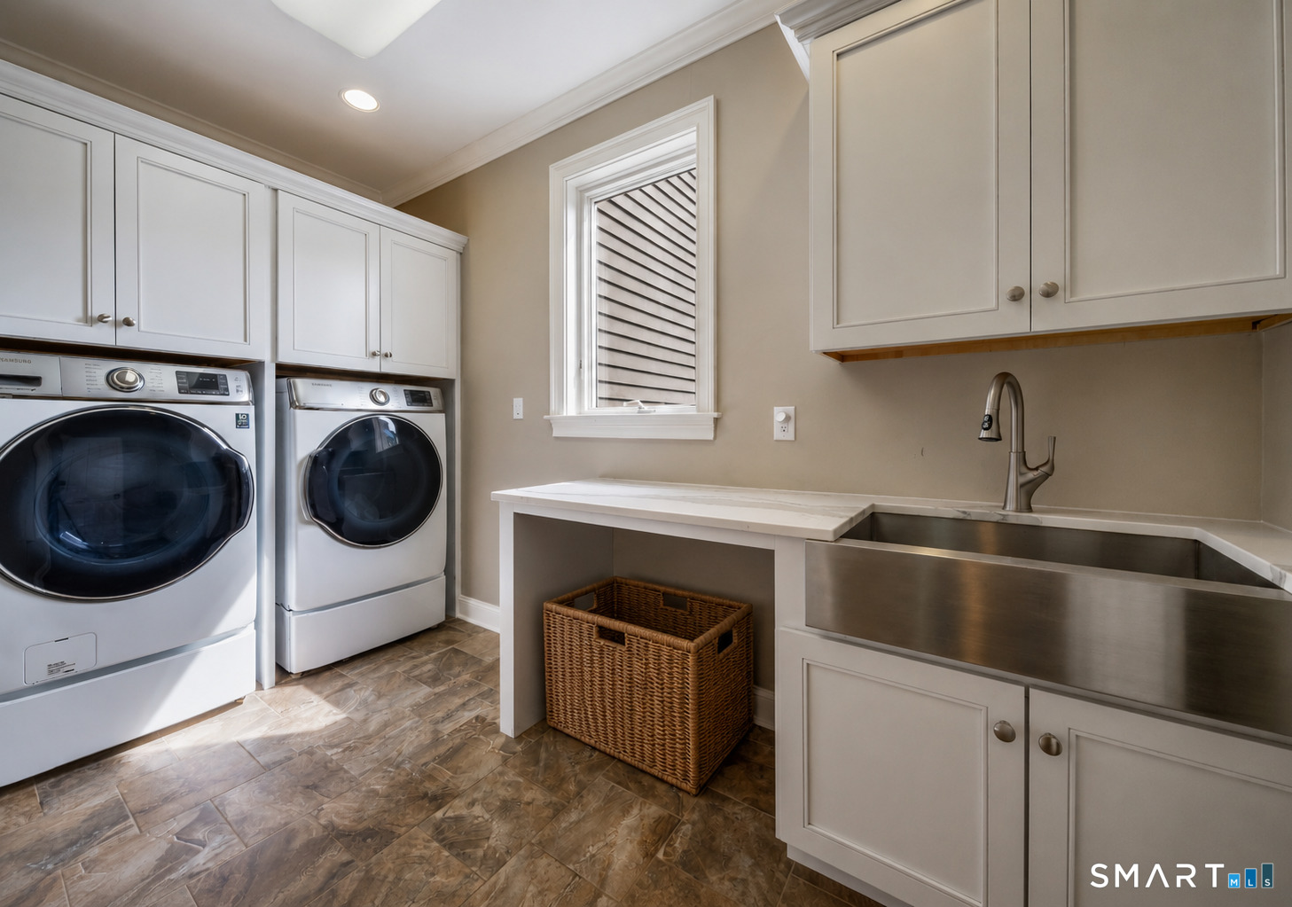 41 Ridgebury Road Avon CT 06001