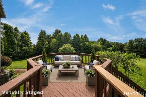 41 Ridgebury Road Avon CT 06001