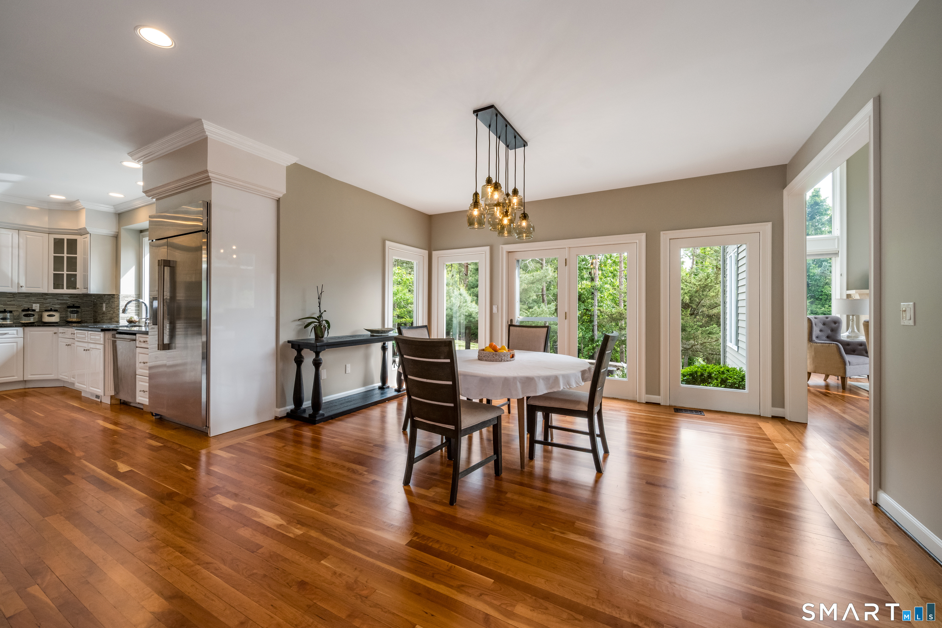41 Ridgebury Road Avon CT 06001