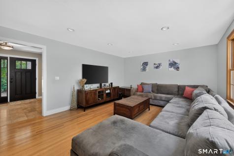 37 North Pleasant Rise Brookfield CT 06804