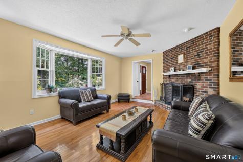 37 North Pleasant Rise Brookfield CT 06804