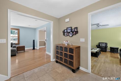 37 North Pleasant Rise Brookfield CT 06804