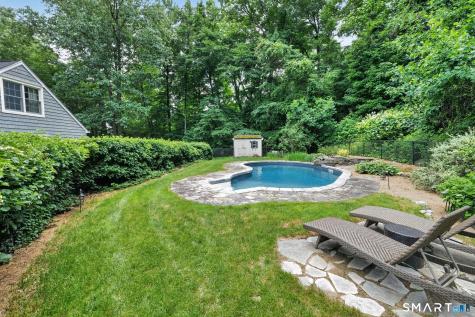 37 North Pleasant Rise Brookfield CT 06804