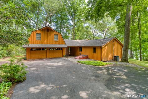 63 Bay Road East Hampton CT 06424