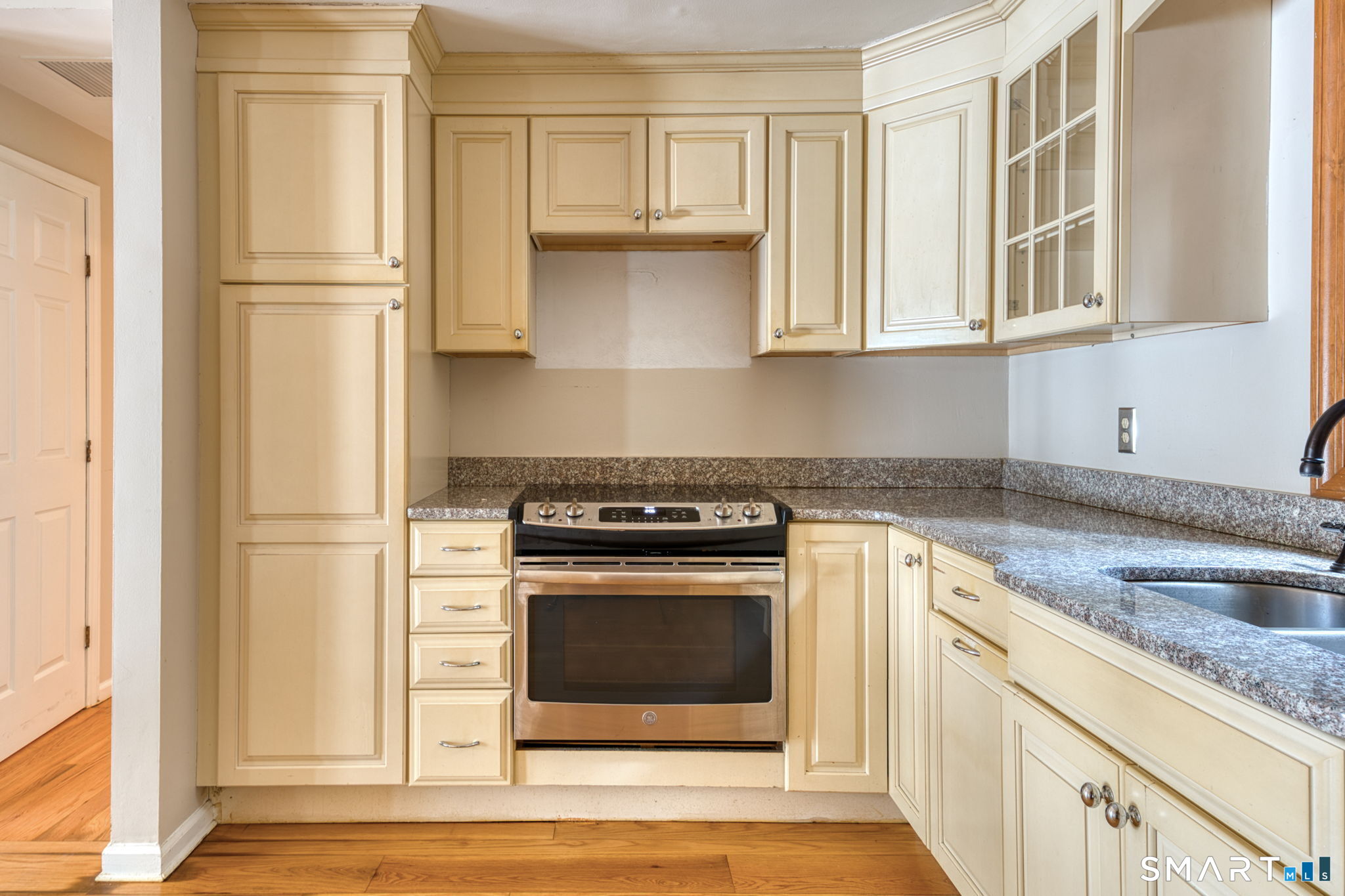 63 Bay Road East Hampton CT 06424