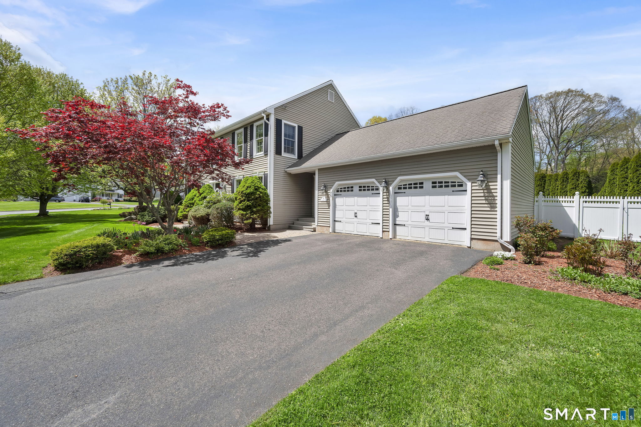 75 Spinners Run South Windsor CT 06074