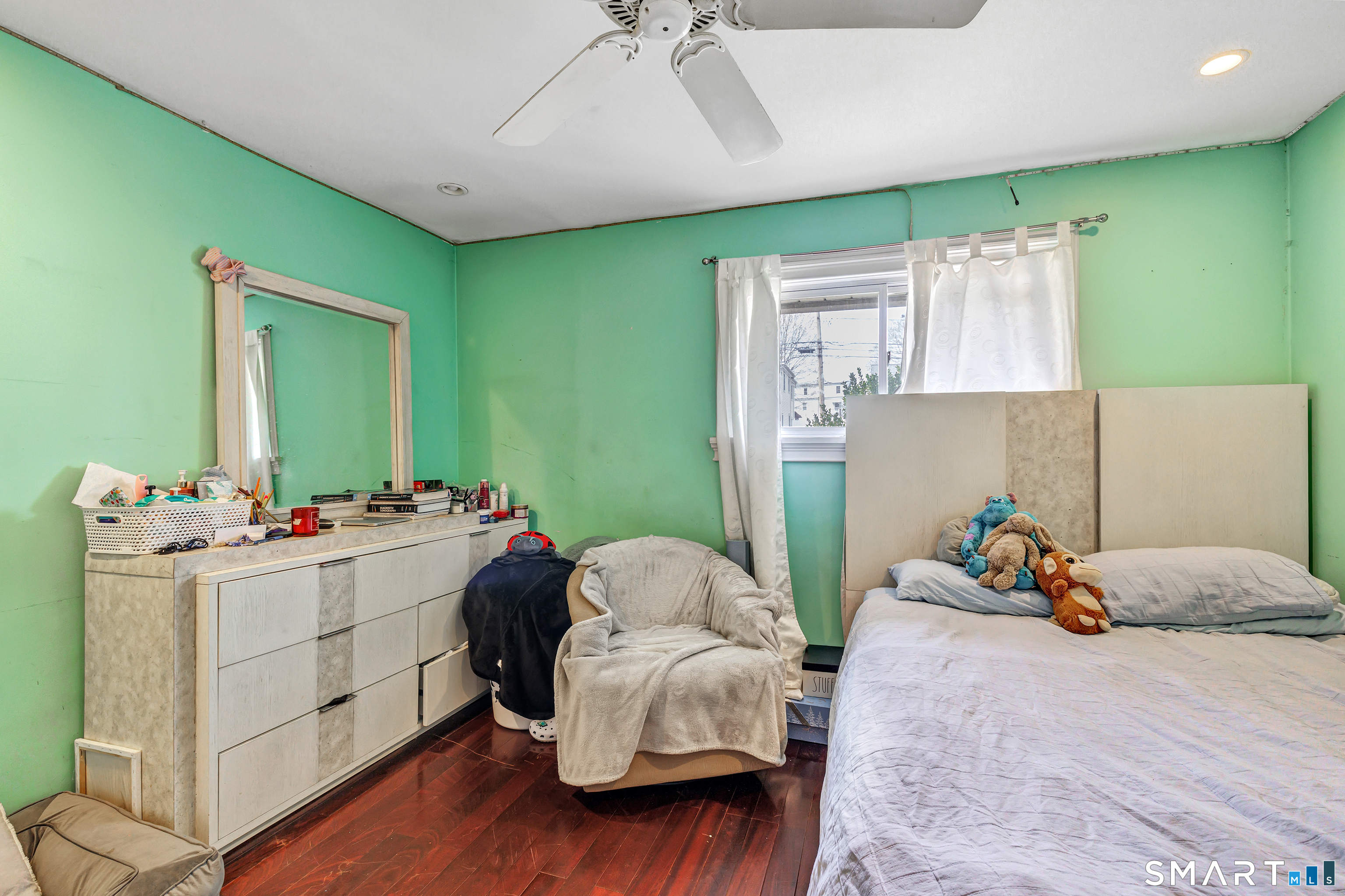 12 Hawthorne Drive Norwalk CT 06851