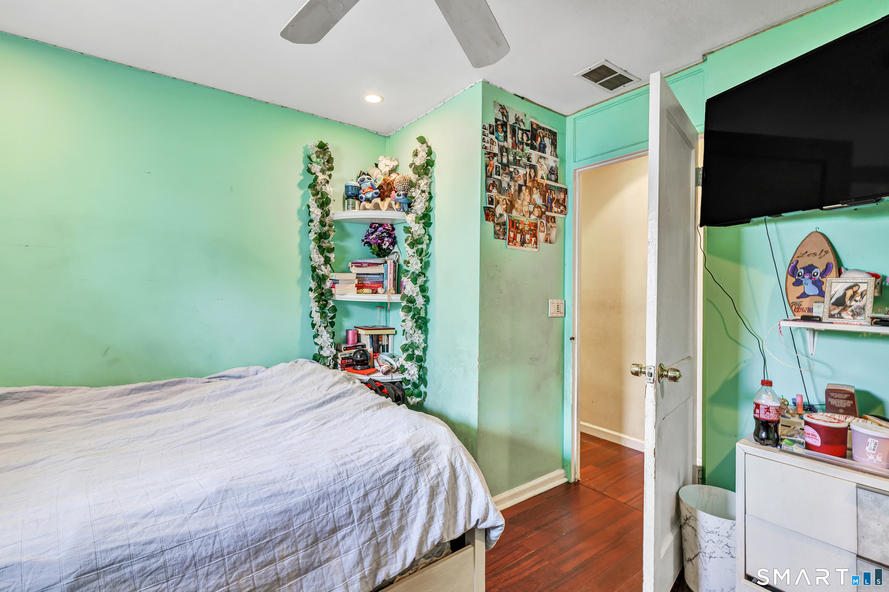12 Hawthorne Drive Norwalk CT 06851
