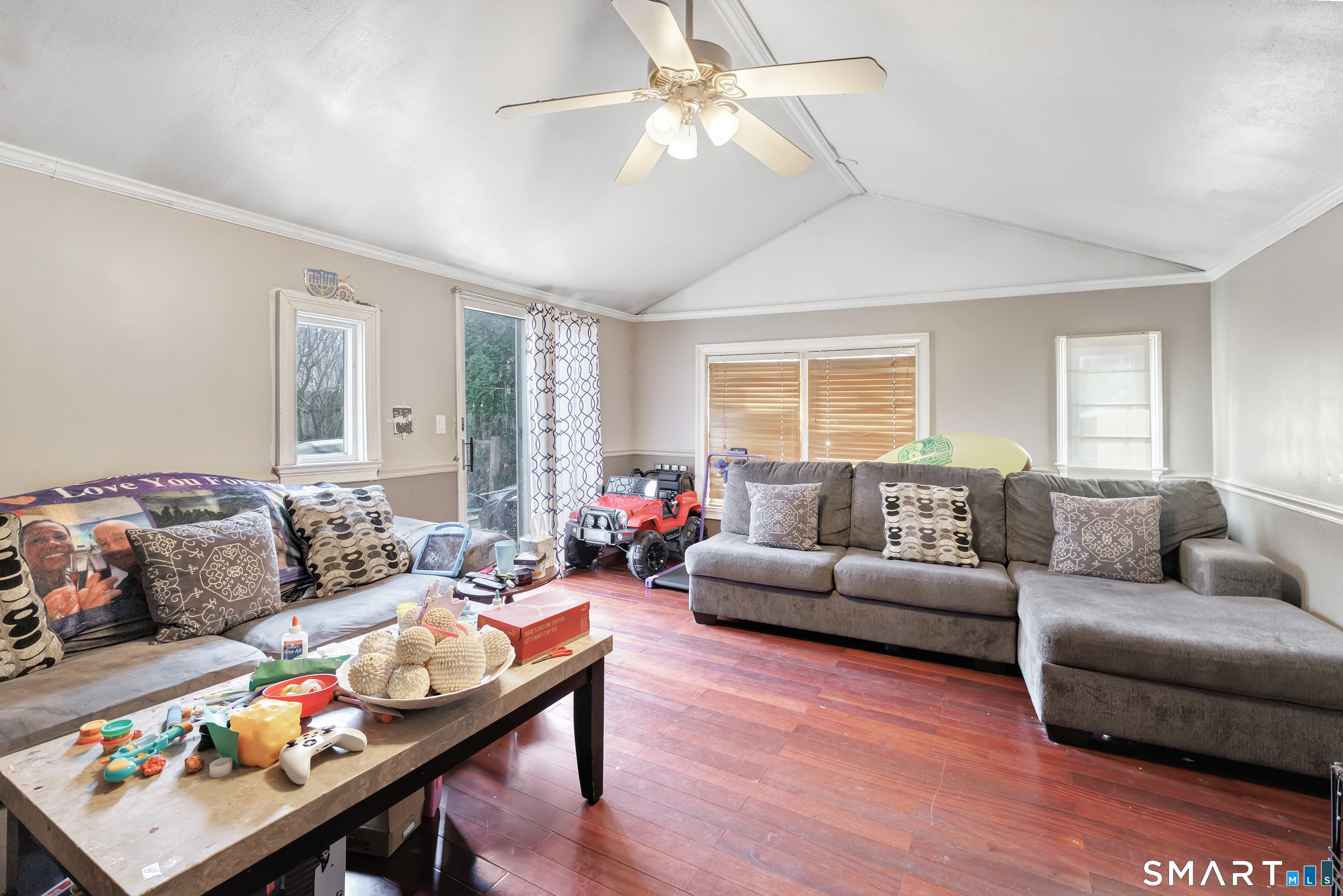 12 Hawthorne Drive Norwalk CT 06851