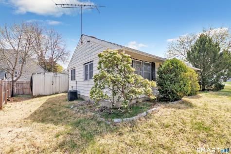 12 Hawthorne Drive Norwalk CT 06851