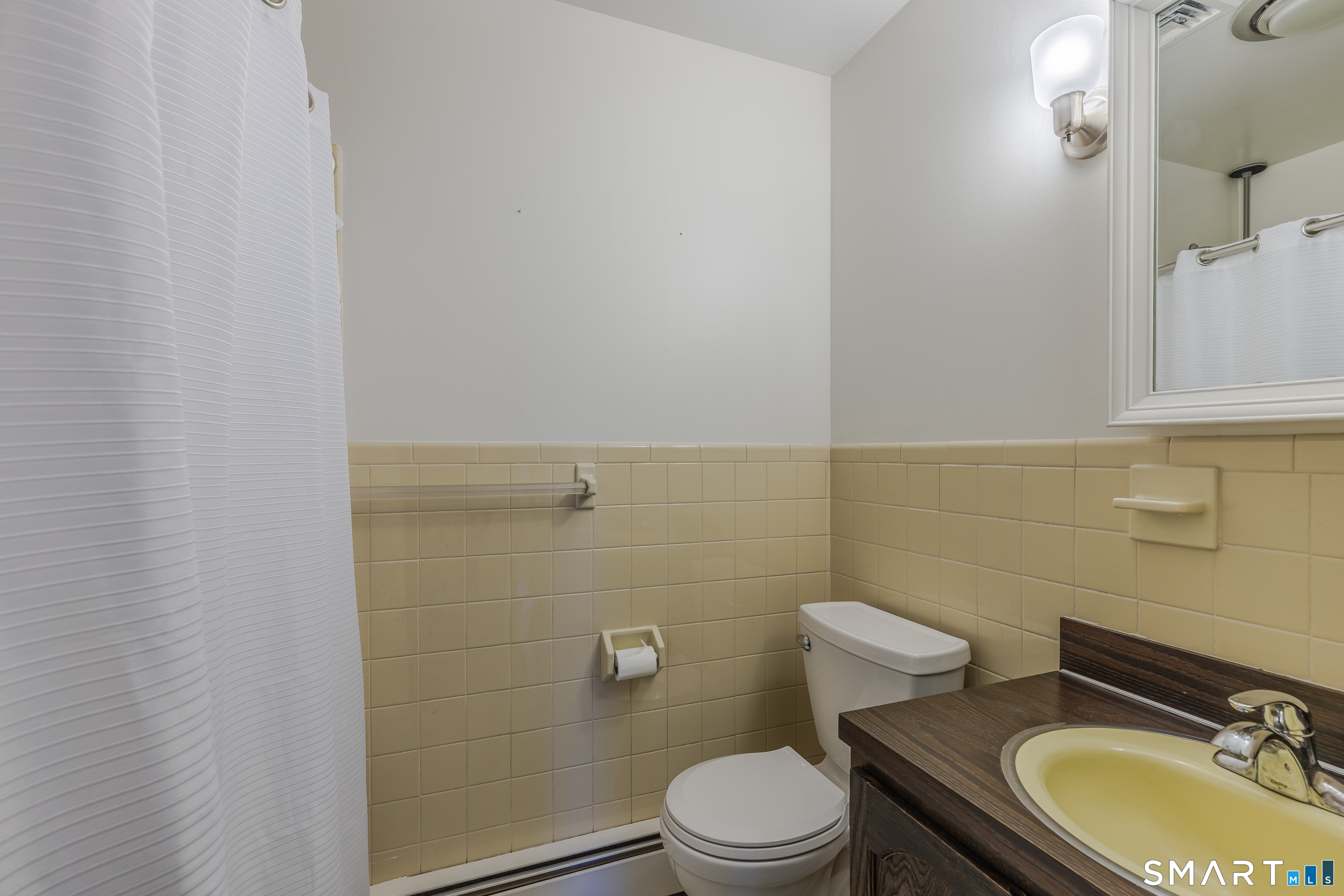 121 Longfellow Road Shelton CT 06484
