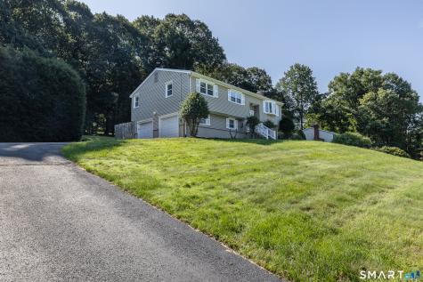 121 Longfellow Road Shelton CT 06484