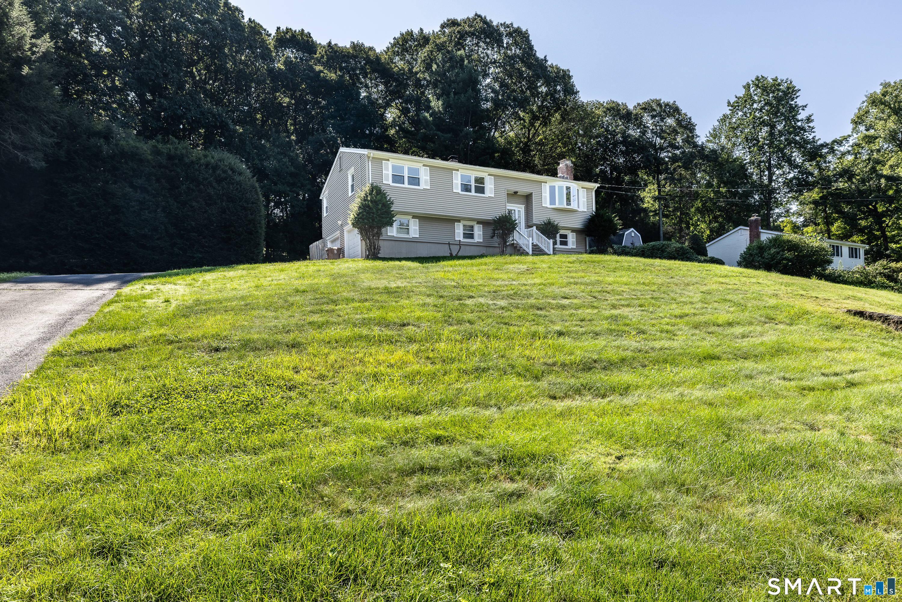 121 Longfellow Road Shelton CT 06484