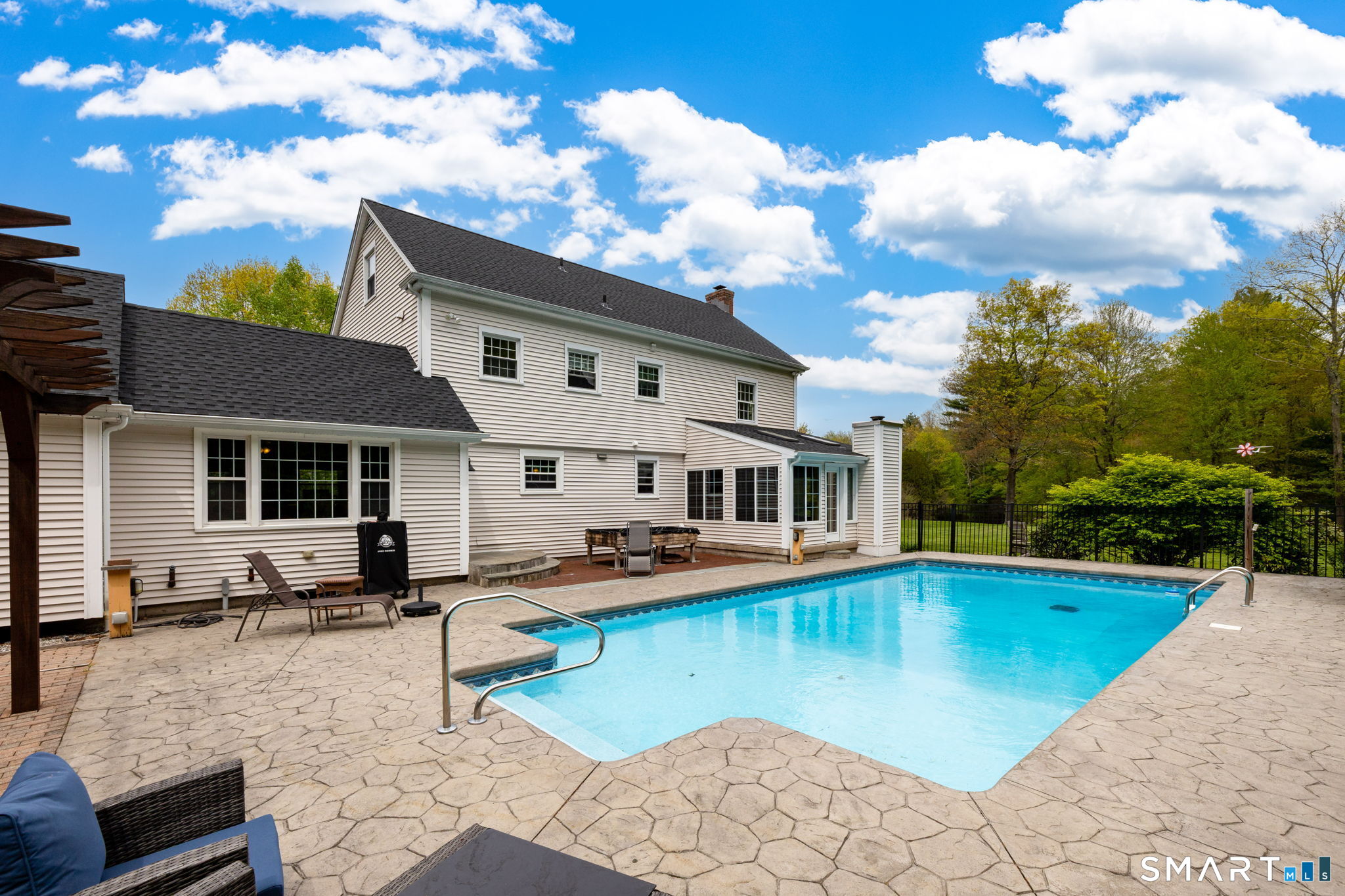 9 Heather Lane Burlington CT 06013