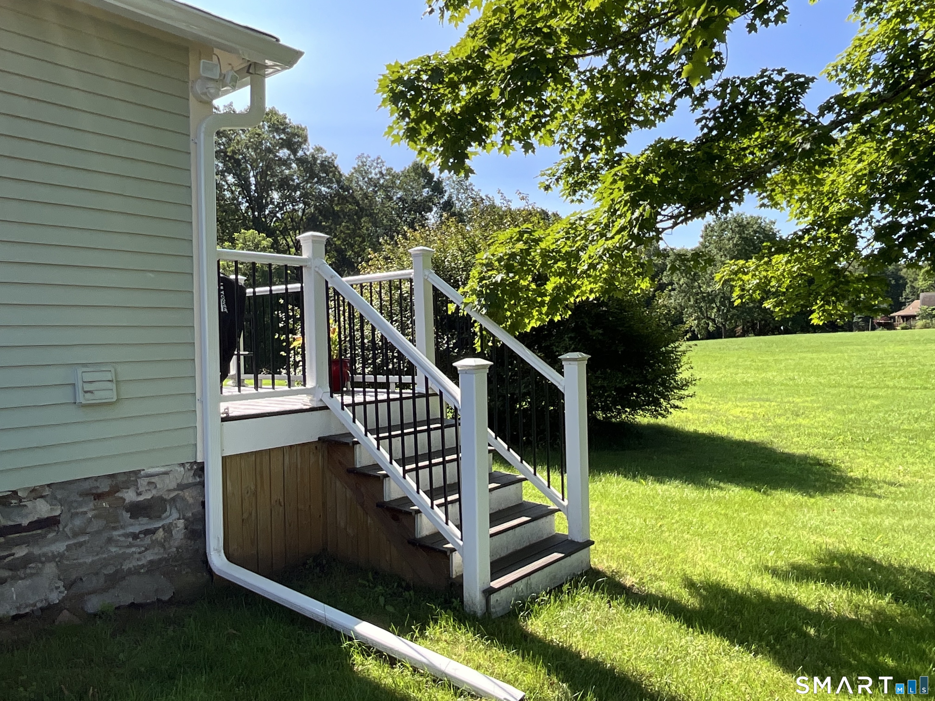 236 Deerfield Road Pomfret CT 06259