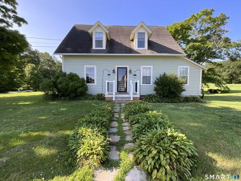 236 Deerfield Road Pomfret CT 06259