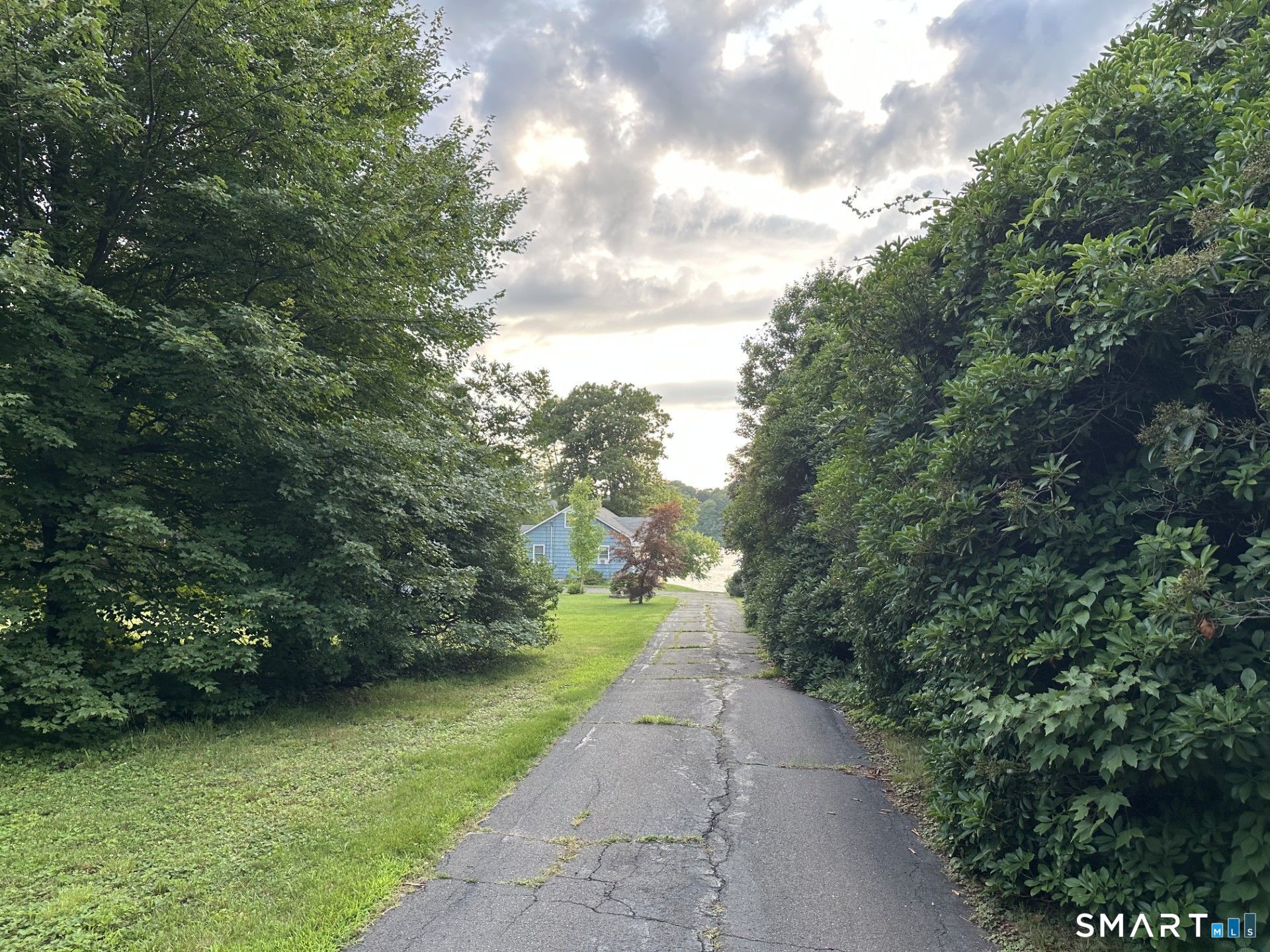586 Wolcott Road Bristol CT 06010