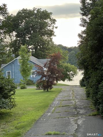 586 Wolcott Road Bristol CT 06010