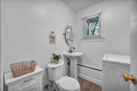 21 Idylwood Drive North Branford CT 06472