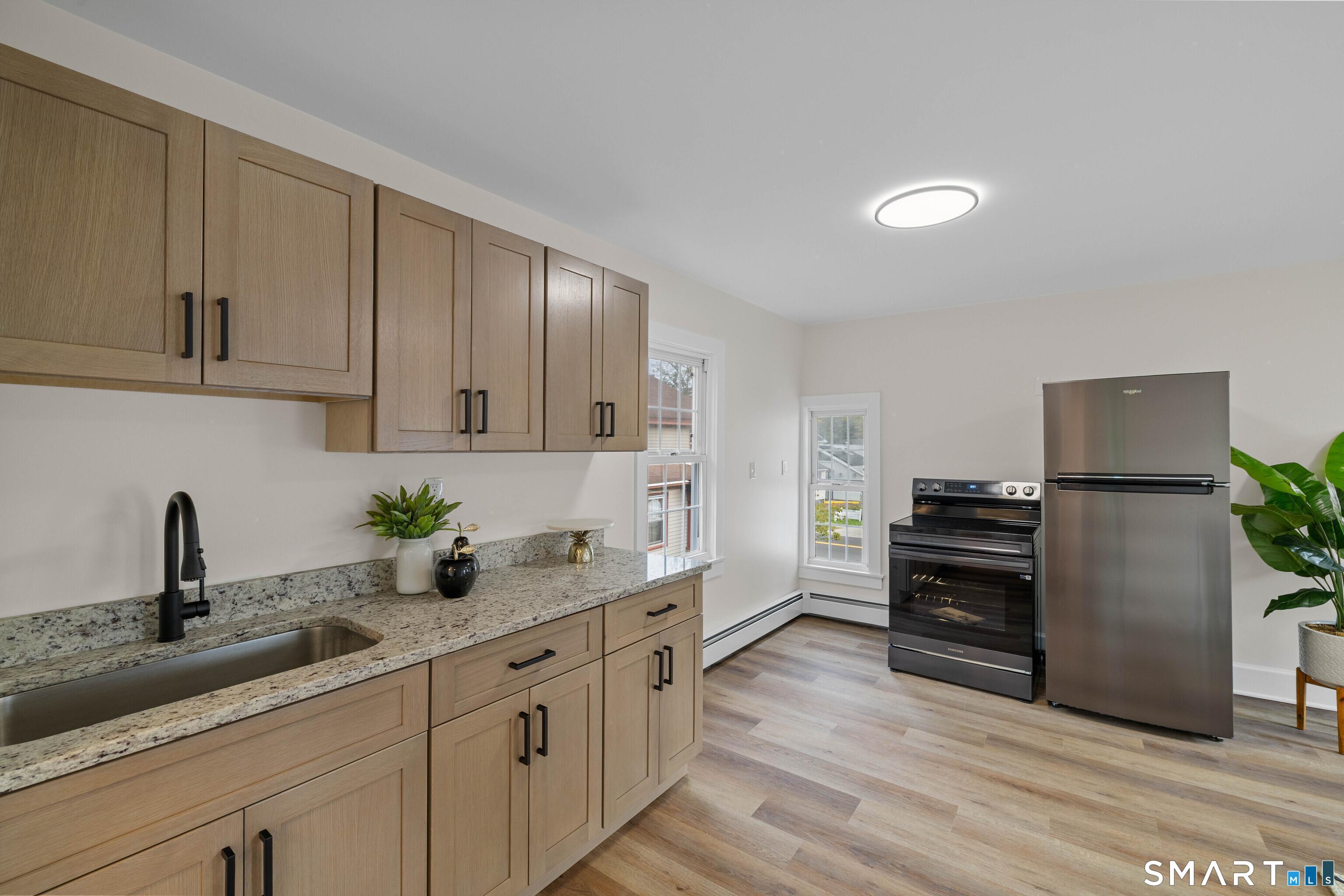 82 State Street Guilford CT 06437