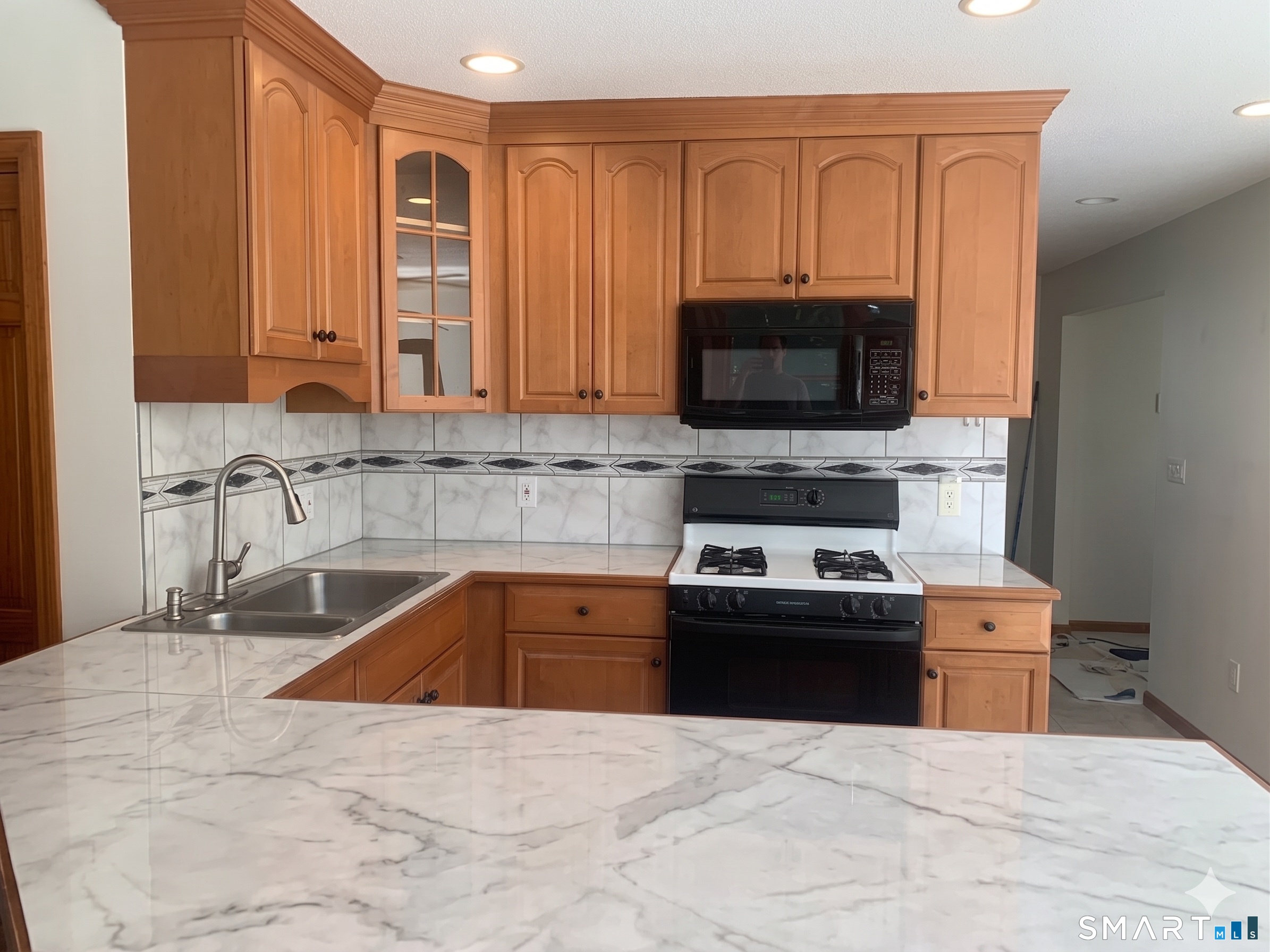 141 Union Street Manchester CT 06042