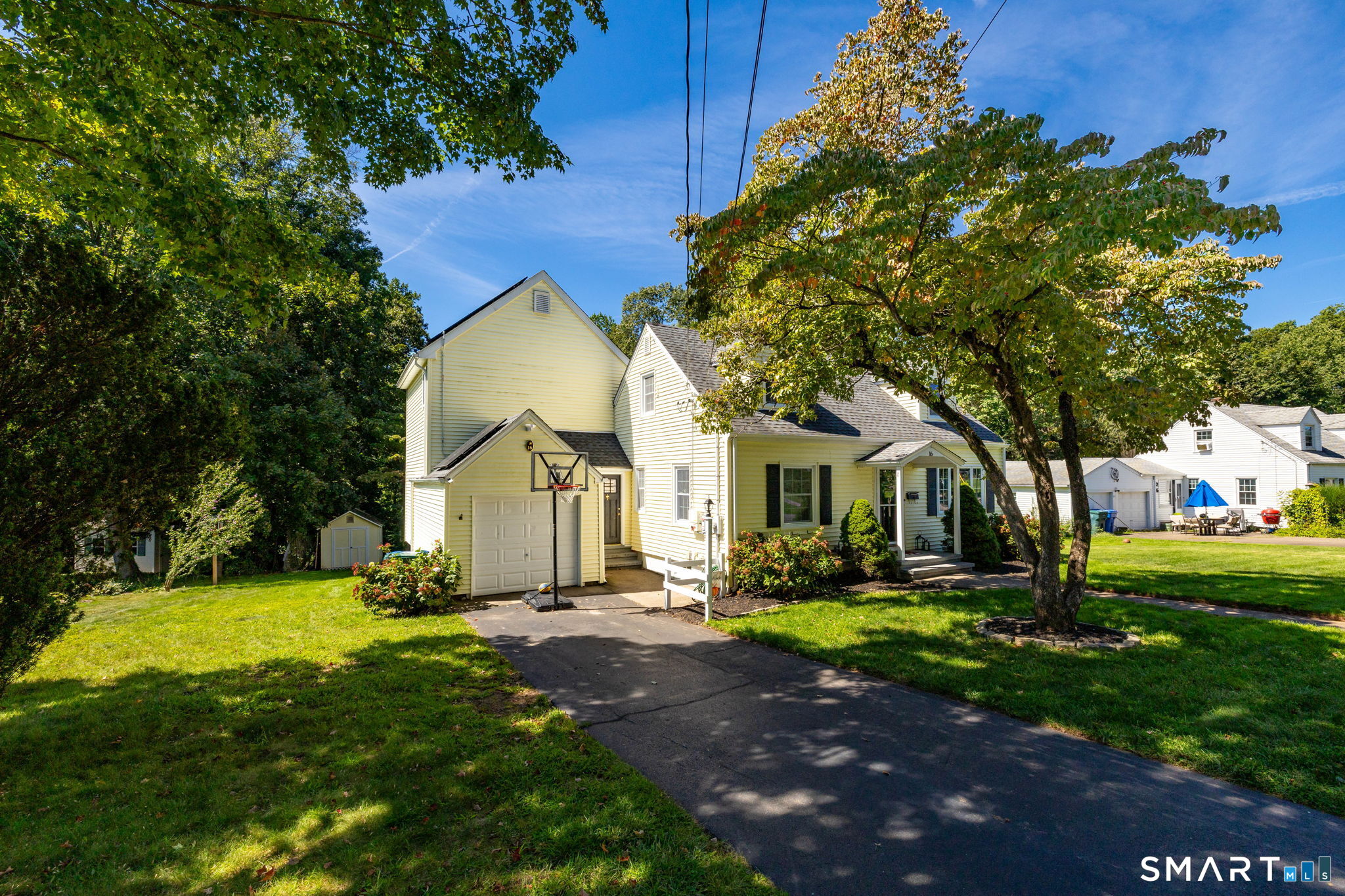 16 Dorrance Place Hamden CT 06518