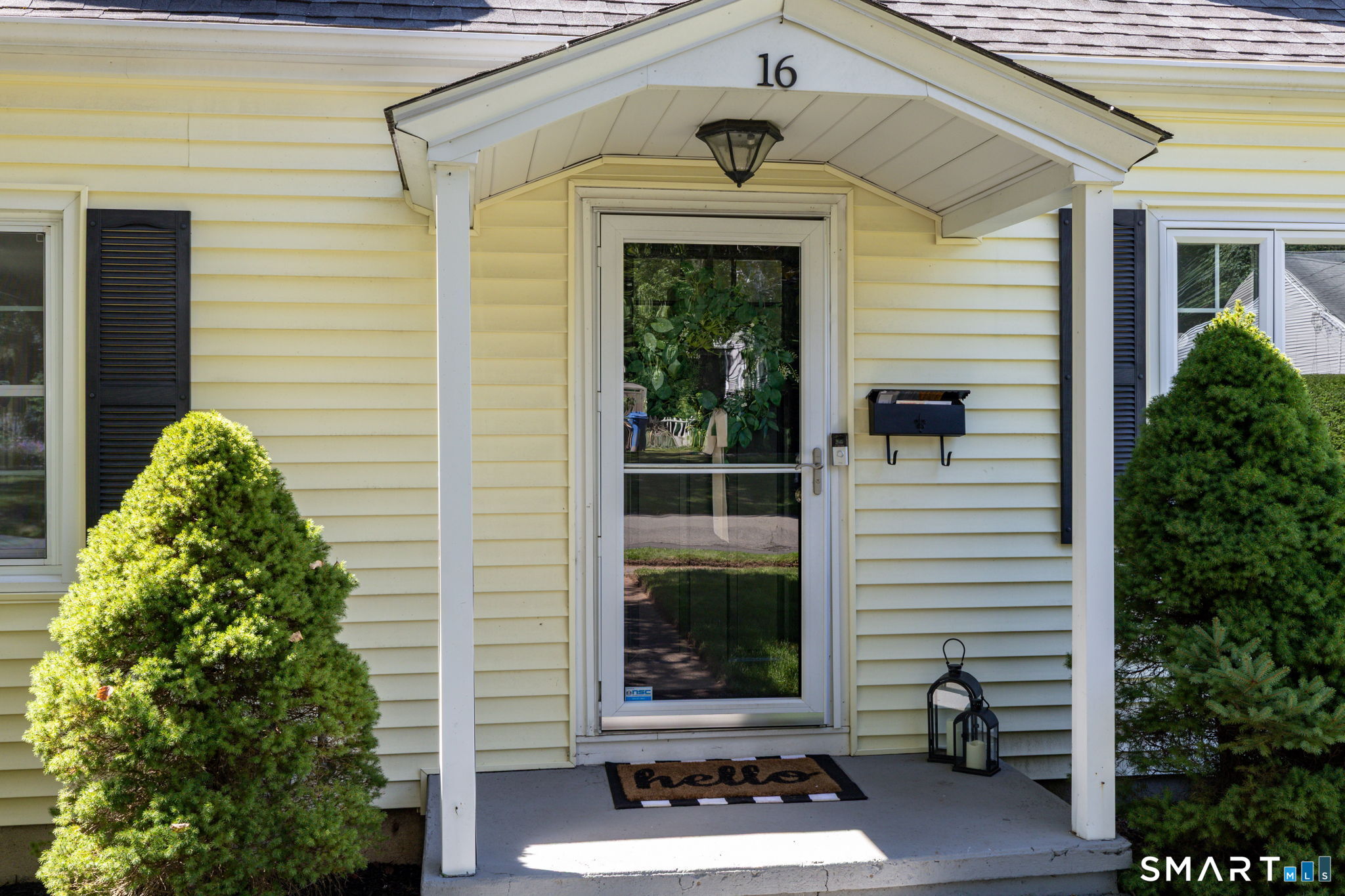 16 Dorrance Place Hamden CT 06518